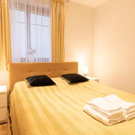 Basha Premium 2 Sopot